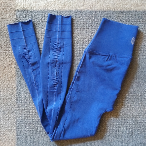 Free People Running Through My Mind Leggings NWOT - LARGE - Picture 3 of 16